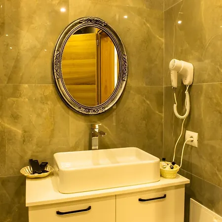 Costa Del Sol Durrës